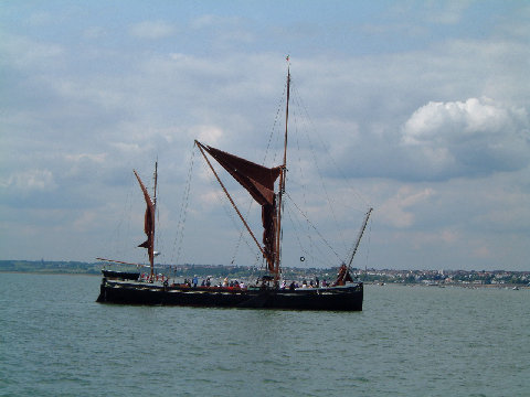 08bargeanchor1.jpg